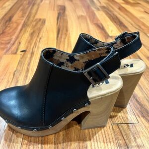 Women's Kork-Ease Black Leather Slingback Clog Pumps Darby,Size 6M